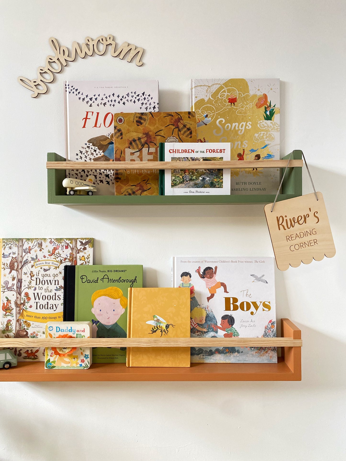 Autumns Corner - The Colour Pop Bookshelf