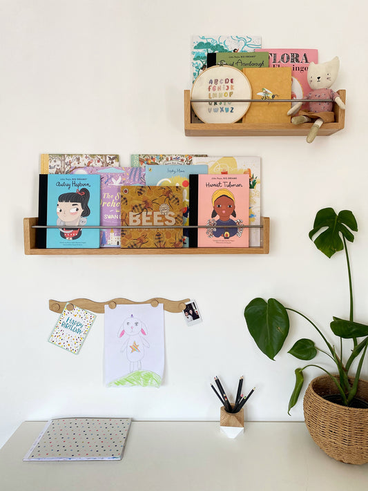 The Art Display Bar - Wavy - Oak