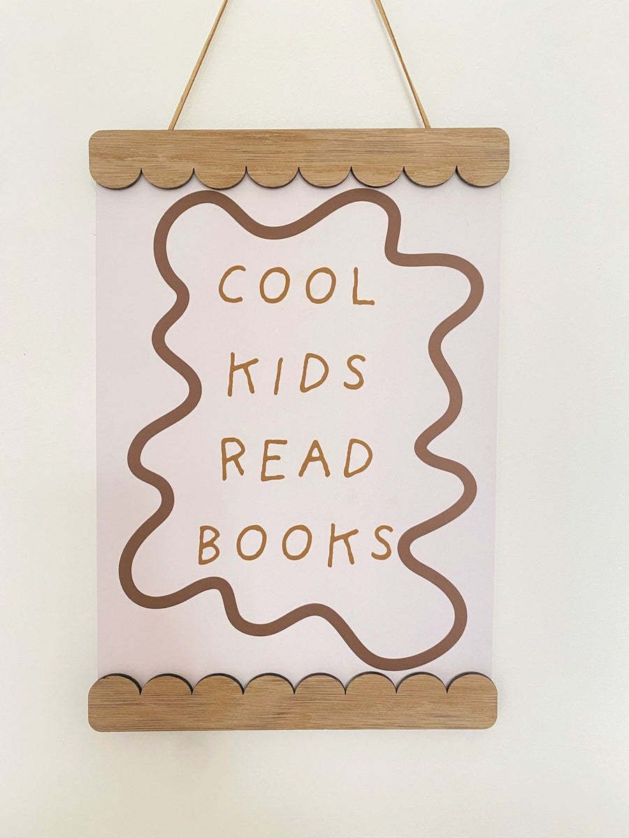 Scalloped Magnetic Frames