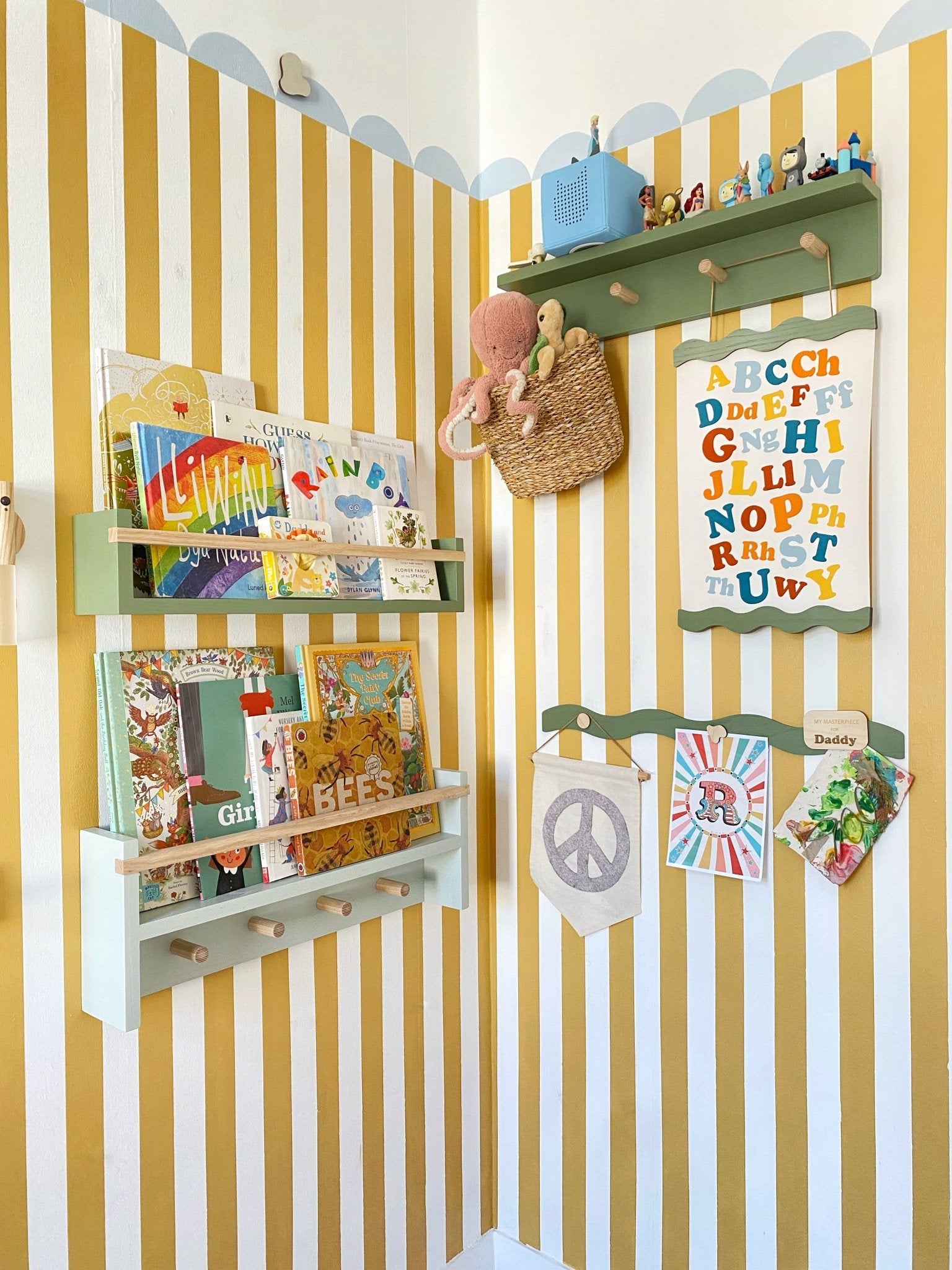 Wavy Colour Pop Magnetic Picture Frame - Autumns Corner